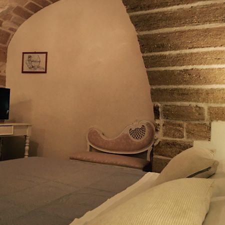 Palazzo Saraceno Ξενοδοχείο Ταράντο Εξωτερικό φωτογραφία